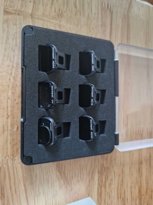 Dron DJI Mini 2 FMC Fly More Combo