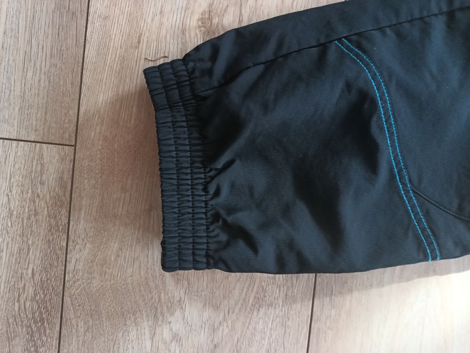 Spodnie sportowe adidas czarno szare 152