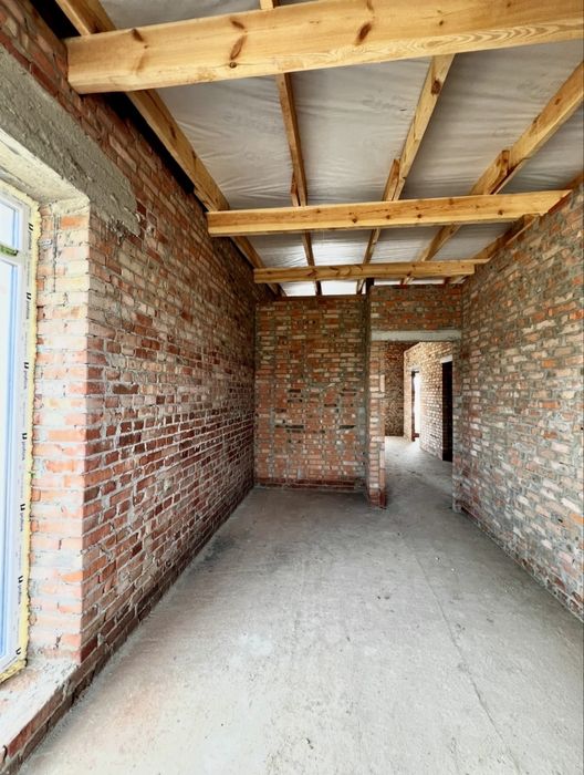 Кутовий котедж з ділянкою, продаж від забудовника. 14кВт світла