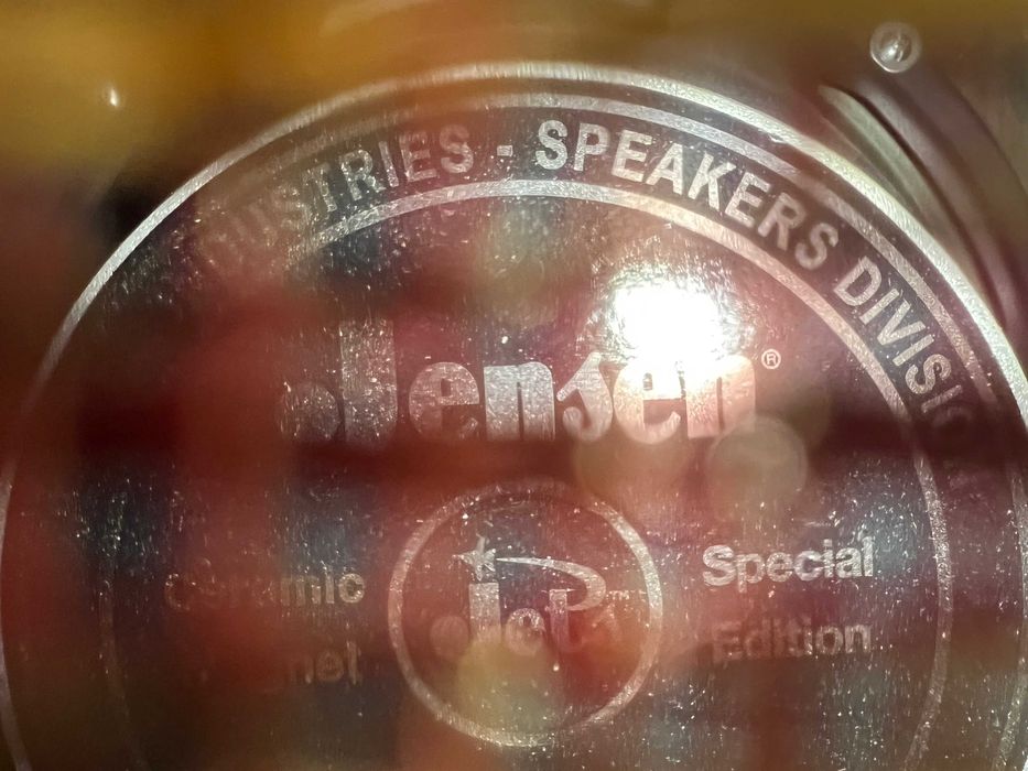 Coluna para amp de guitarra - 50W - Dozer Cabinets