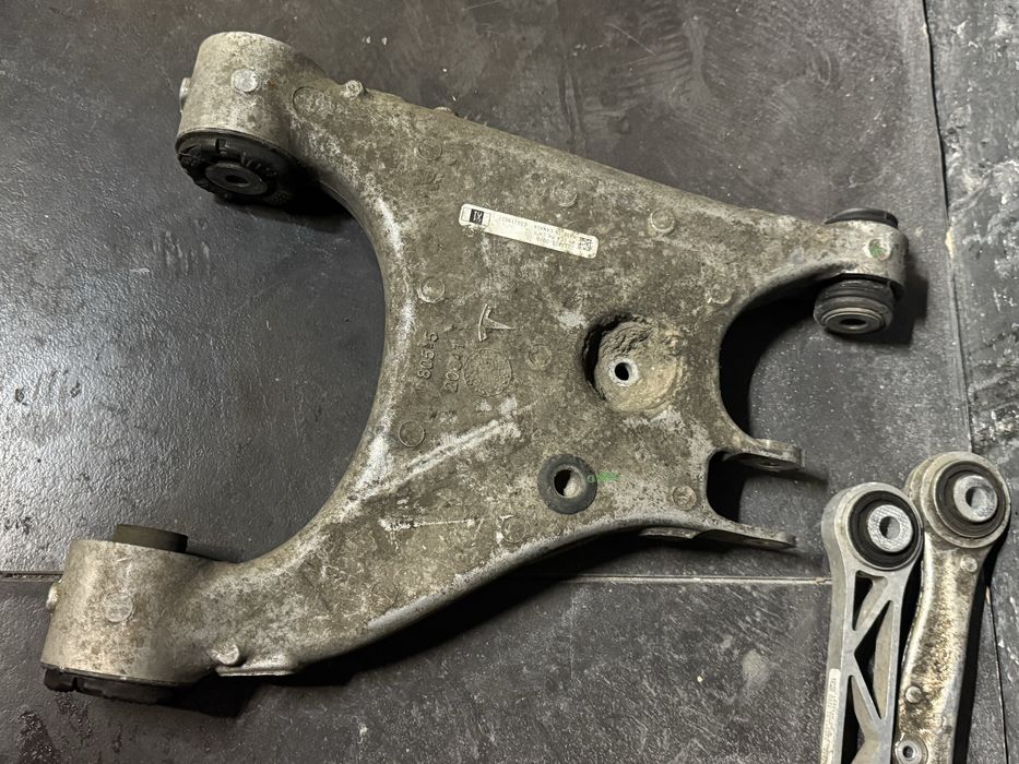 Продам ричаг/важіль для tesla model s/x