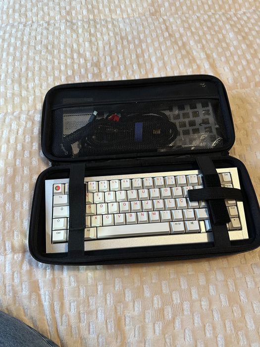 Kit Teclado DIY Ducky Outlaw 65 Silver (PT)