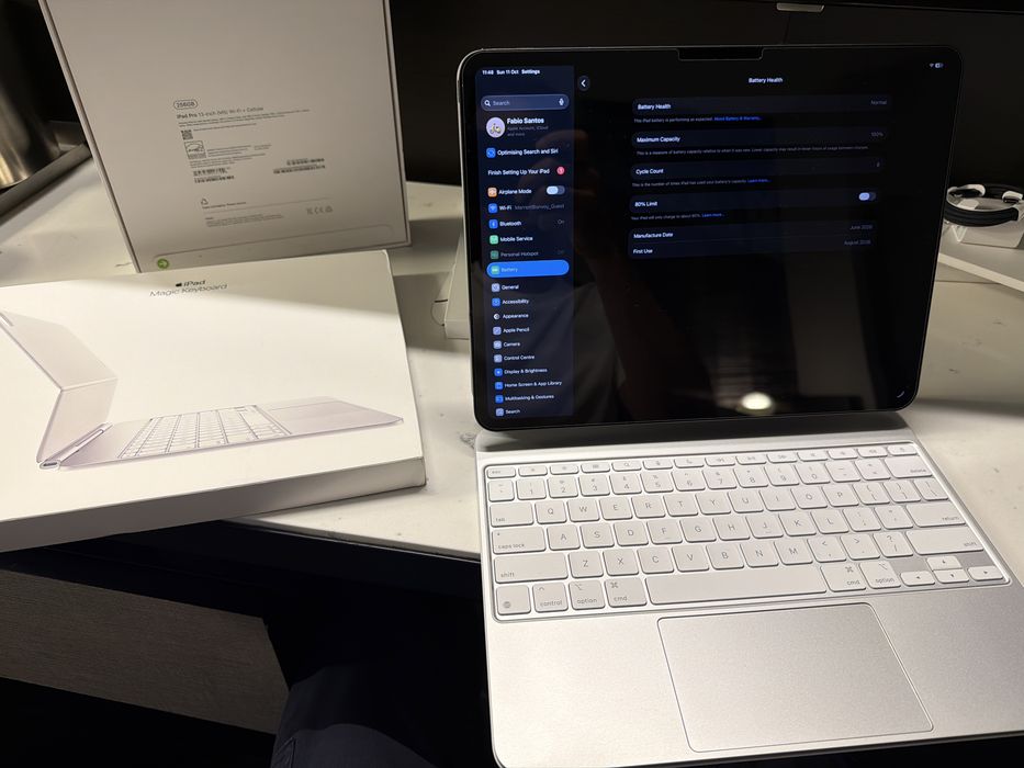 Ipad pro 13 M5 256gb + apple Magic keyboard novo !