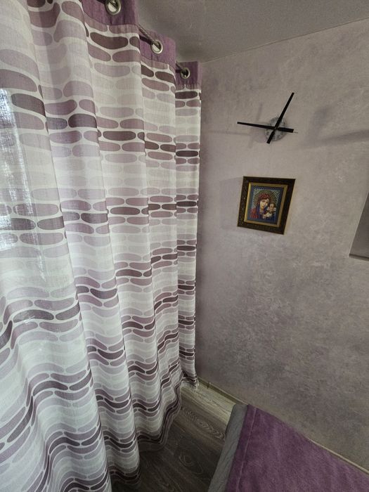 Комплект для спальні: штора .покривало.чехли для подушек.ковер.карниз