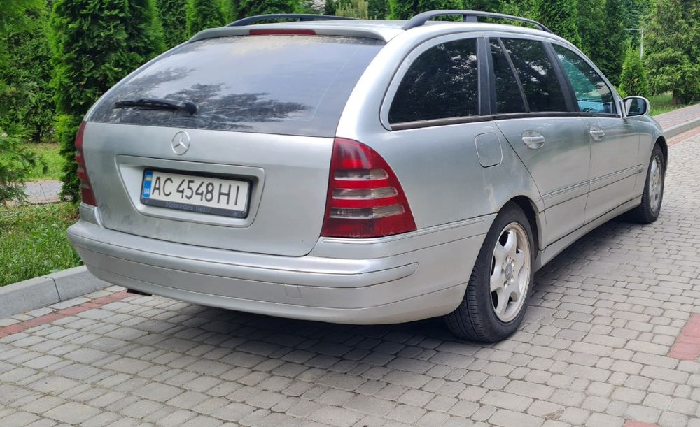 Mersedes-Benz. C200.   2,2 Diesel