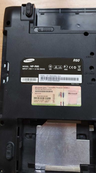 Продам корпус от ноутбука б/у Samsung NP-R60