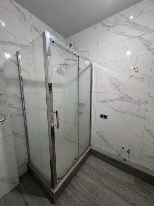 Продаж 1-к квартири, вул. Велика Китаївська, 108, метро Деміївська