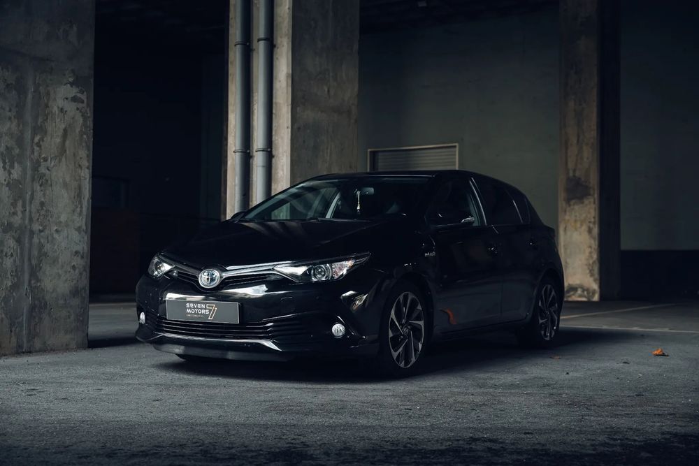 Toyota Auris 1.8 HSD Sport+Navi