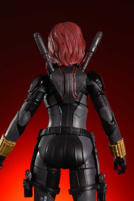 Marvel Legends Black Widow MCU Figura de Ação Portes Grátis