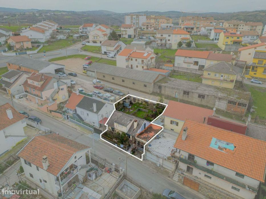 Oportunidade de Recuperação de Moradia  em Bragança