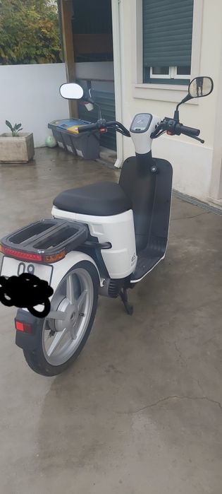 Vendo scooter eléctrica