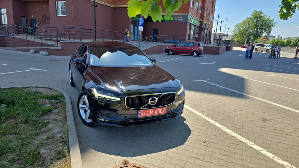 Volvo S90  T5 AWD Long