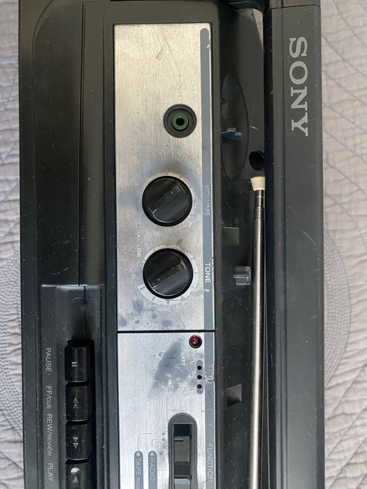 Магнитола Sony CFS-201L