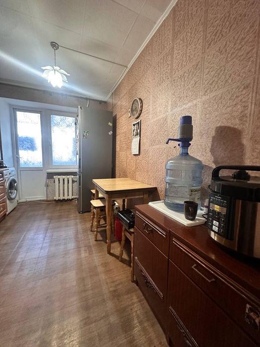 Термiново продам 3 кiм квартиру на ж/м Тополь-3 будинок 19
