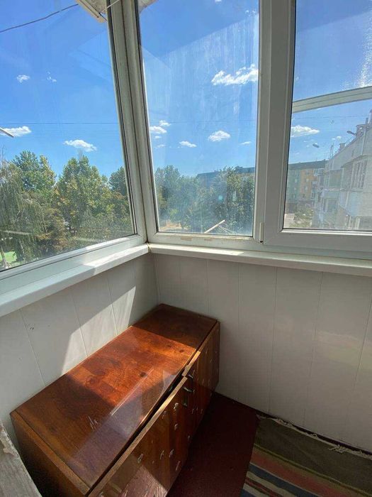 1-кімнатна квартира в самому центрі Авангарду — вул. Центральна!