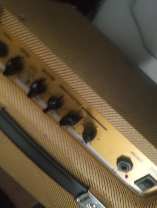 Amplificador SubZero 15w