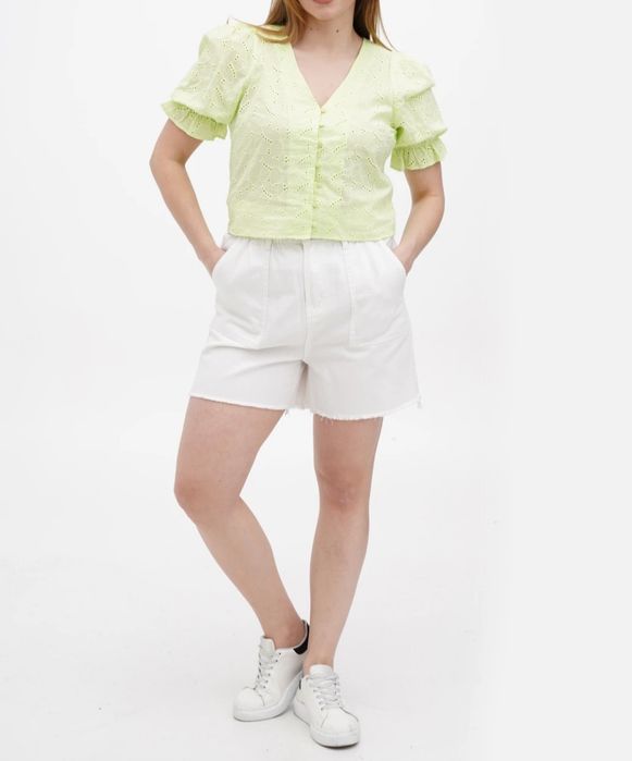 Белые котоновые шорты р.L