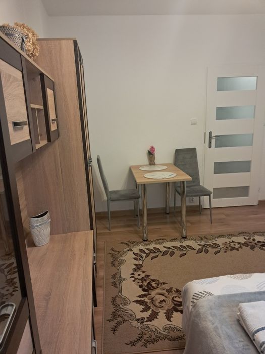 Samodzielne mieszkanie 2-pokojowe pod Wawelem na krótki termin.45m.