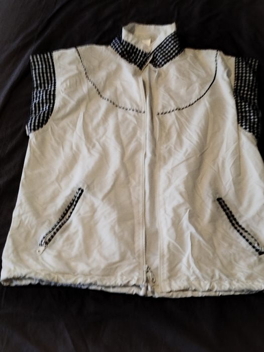 Biały bezrękawnik nie ocieplany Tactel L 40