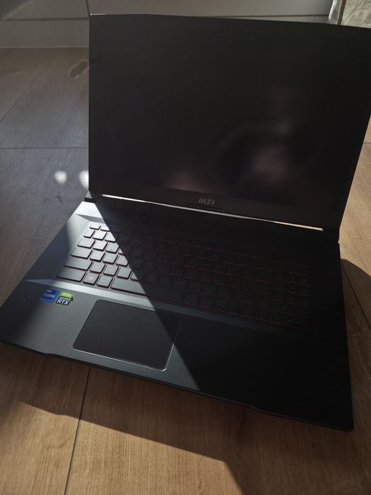 Laptop msi katana GF76