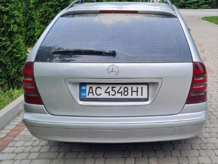 Mersedes-Benz. C200.   2,2 Diesel
