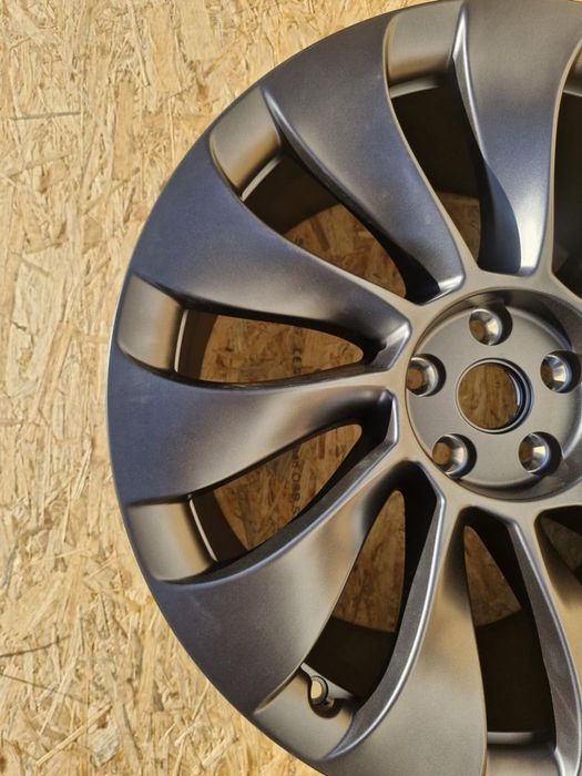 tesla model y felga 21 118822700b