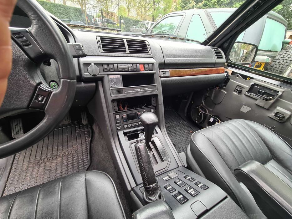 Range Rover p38 Peças Usadas bancos parachoques protecoes farois