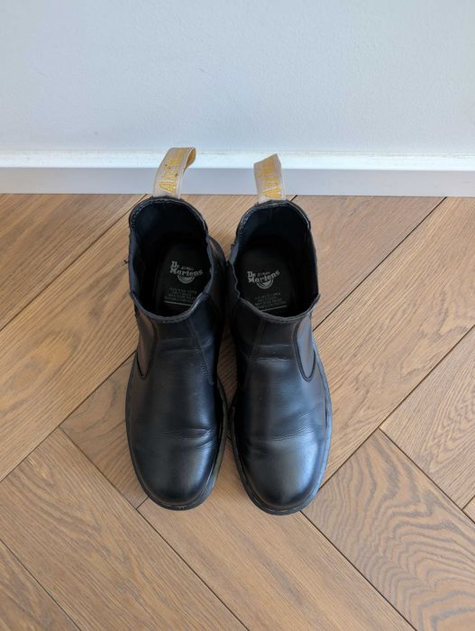 Dr martens Chelsea boots