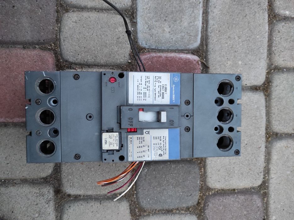 Електроавтомат General elektrik