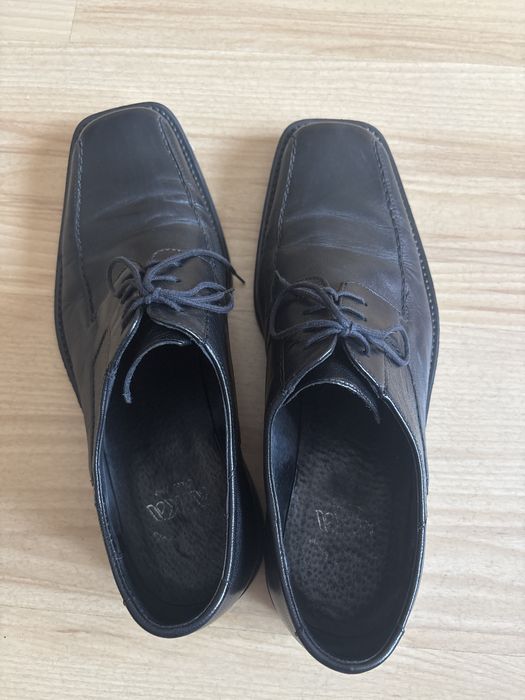 Skórzane  męskue buty garniturowe