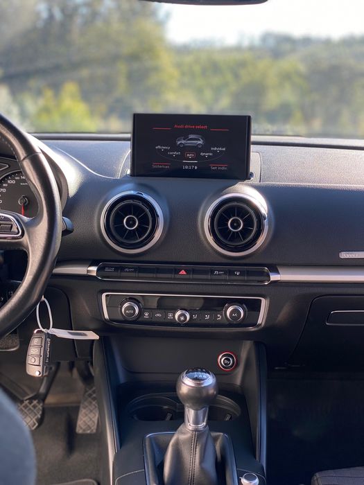 Audi a3 sportback TDI KIT S LINE
