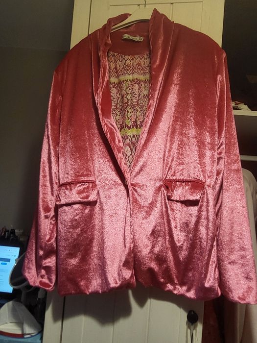 Żakiet welurowy damski