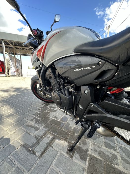 Honda Hornet 3 покоління