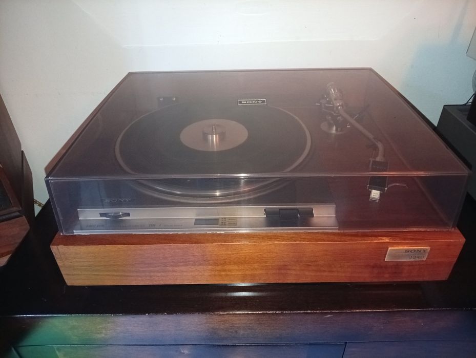 Gira Discos SONY PS 2250