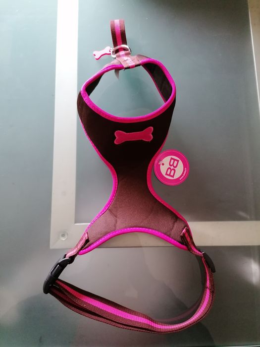 Peitoral novo, marca "BOBBY"