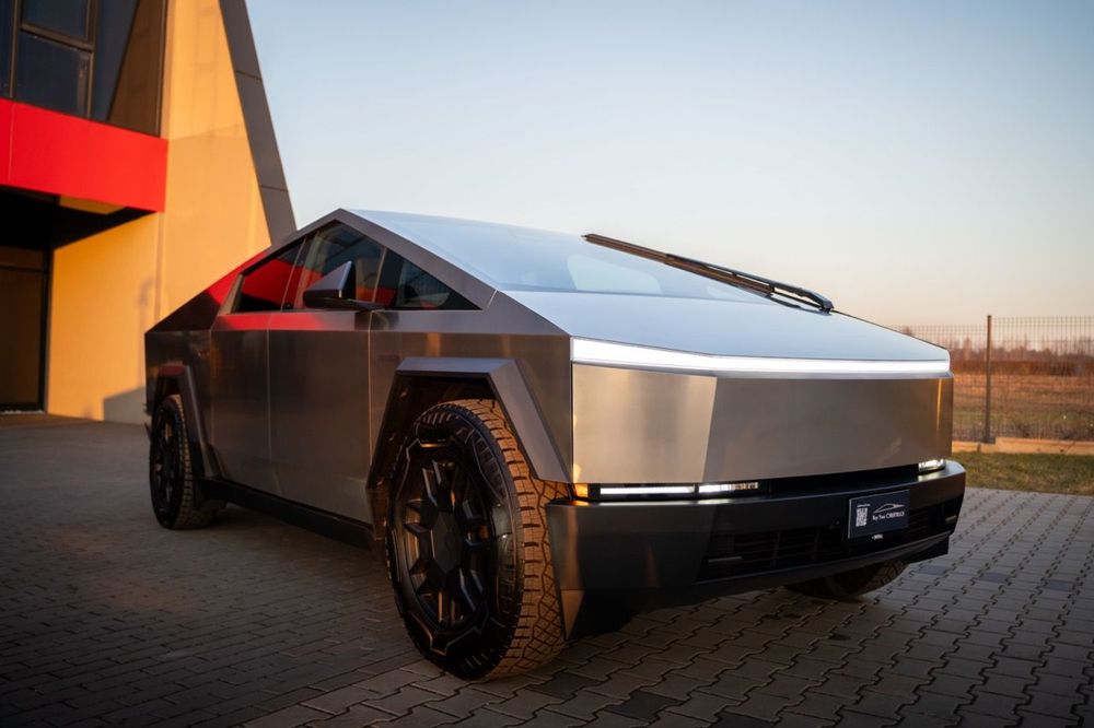 Tesla Cybertruck Foundation Series/Stan Idealny/FV Vat/Rejestracja PL/Możliwy Leasing/