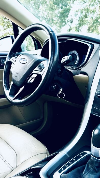 Ford fusion 2014 гибрид плагин