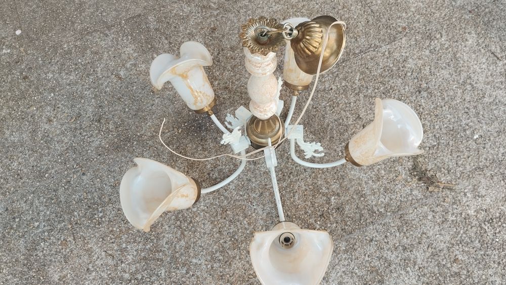 Candeeiro de tecto de cinco luminárias