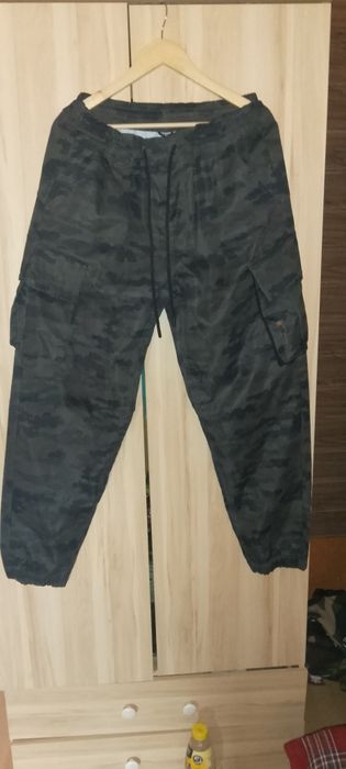 Spodnie Cropp Moro CargoL\XL jak nowe