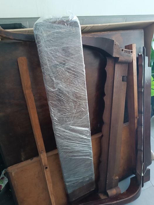 (Promo NATAL) Mesa de madeira extensível desmontada