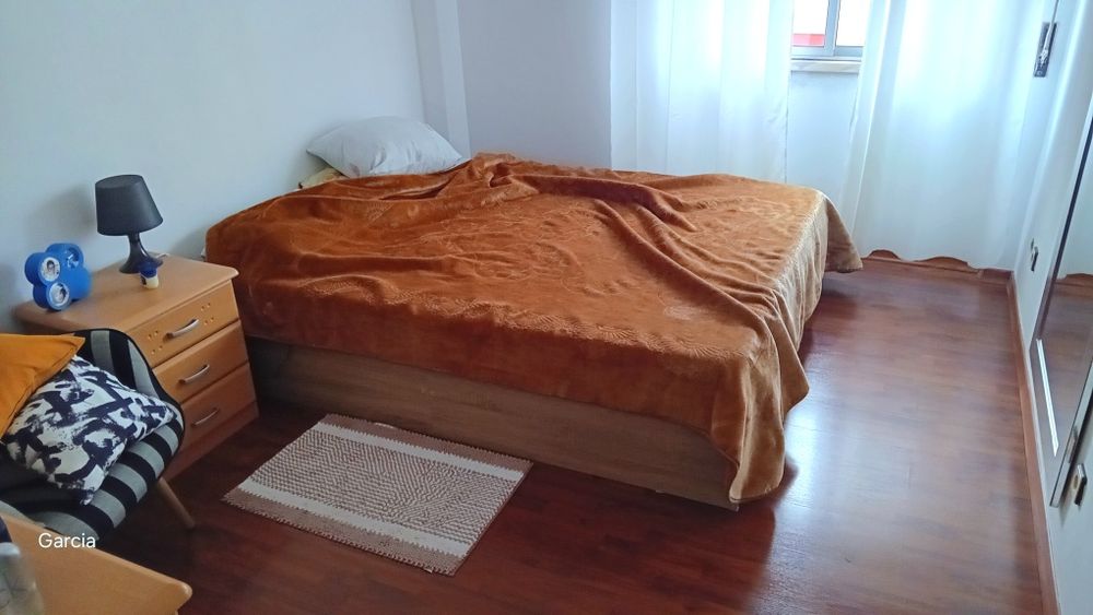 Quarto para arrendar