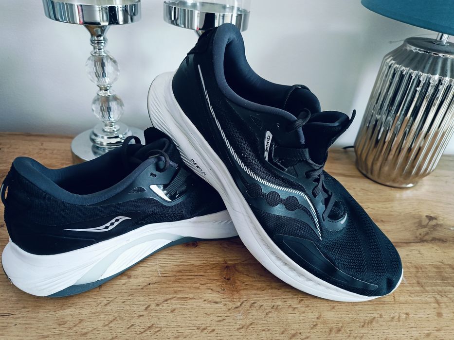 Buty saucony guide 45 czarne