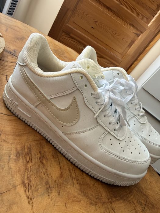 Sportowe sneakersy roz 39