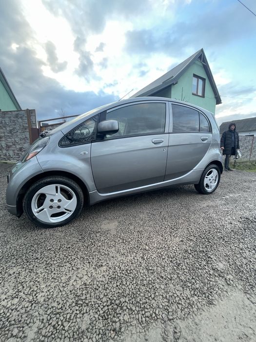 Продам Mitsubishi I-MIEV 2011