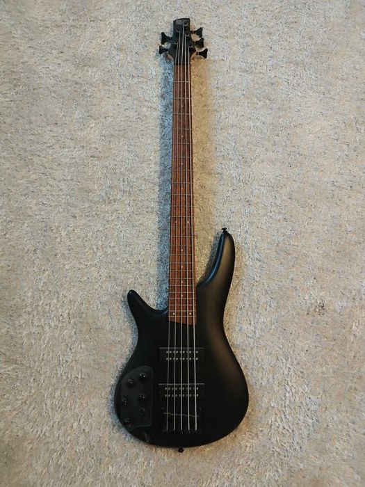 Leworeczna 5-strunowa gitara basowa Ibanez SR305EB.