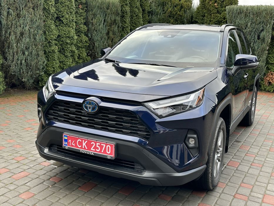 Toyota rav4 hybrid 2024