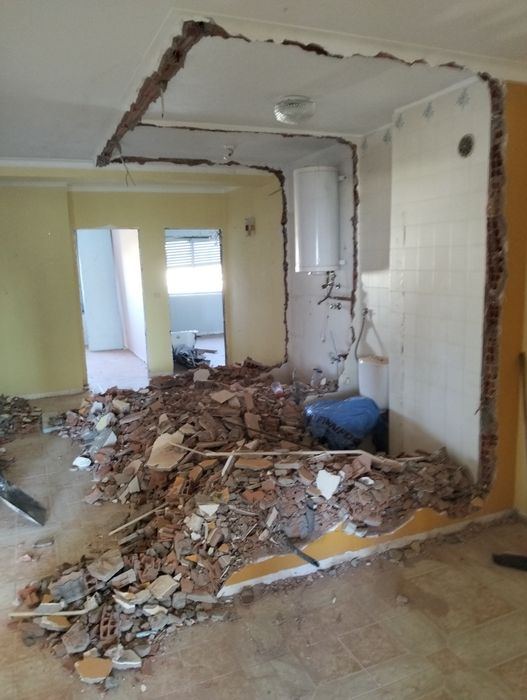 Demolições e recolhas de entulhos