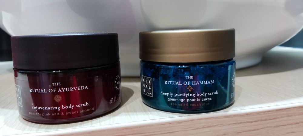 Esfoliantes da Rituals Novos e Selados