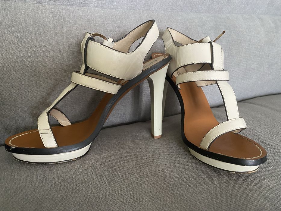 Взуття Braska 36 розмір