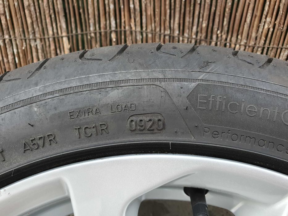 4x Oryginalne koła 17-stki Audi A3 5x112 225/45/17 Good/Year 7,2mm idealne!
